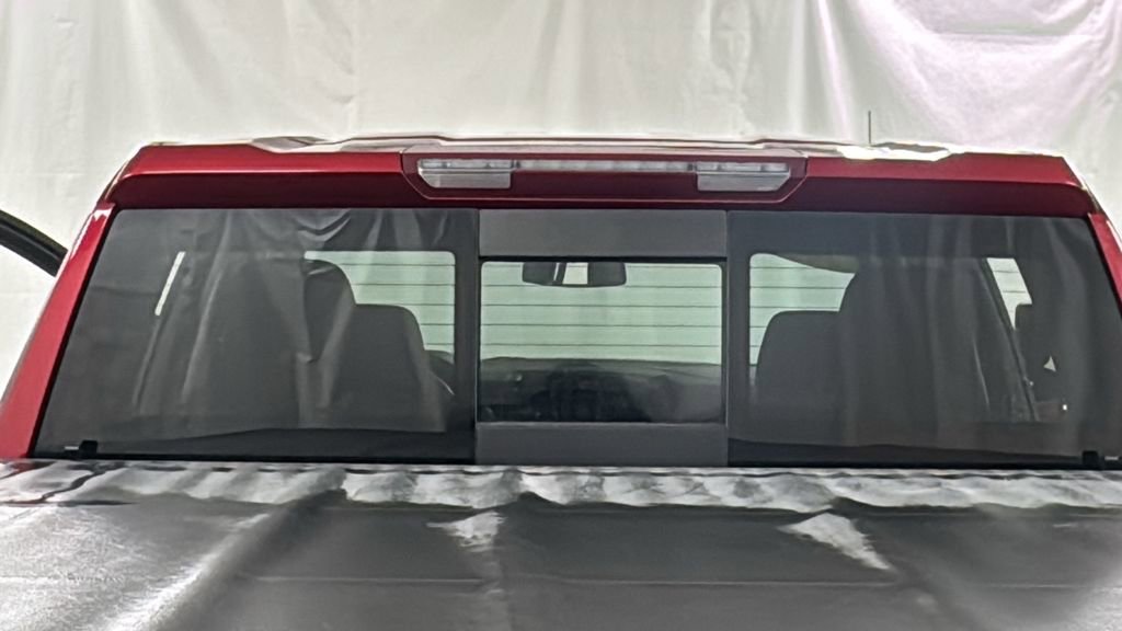 Used 2022 GMC Sierra 1500 Elevation image 17