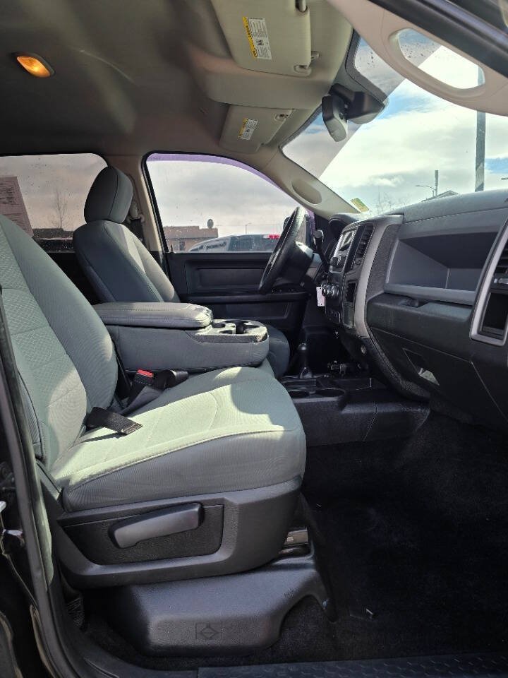 Used 2017 RAM 2500 Tradesman w/ Chrome Appearance Group AWD/4WD image 15