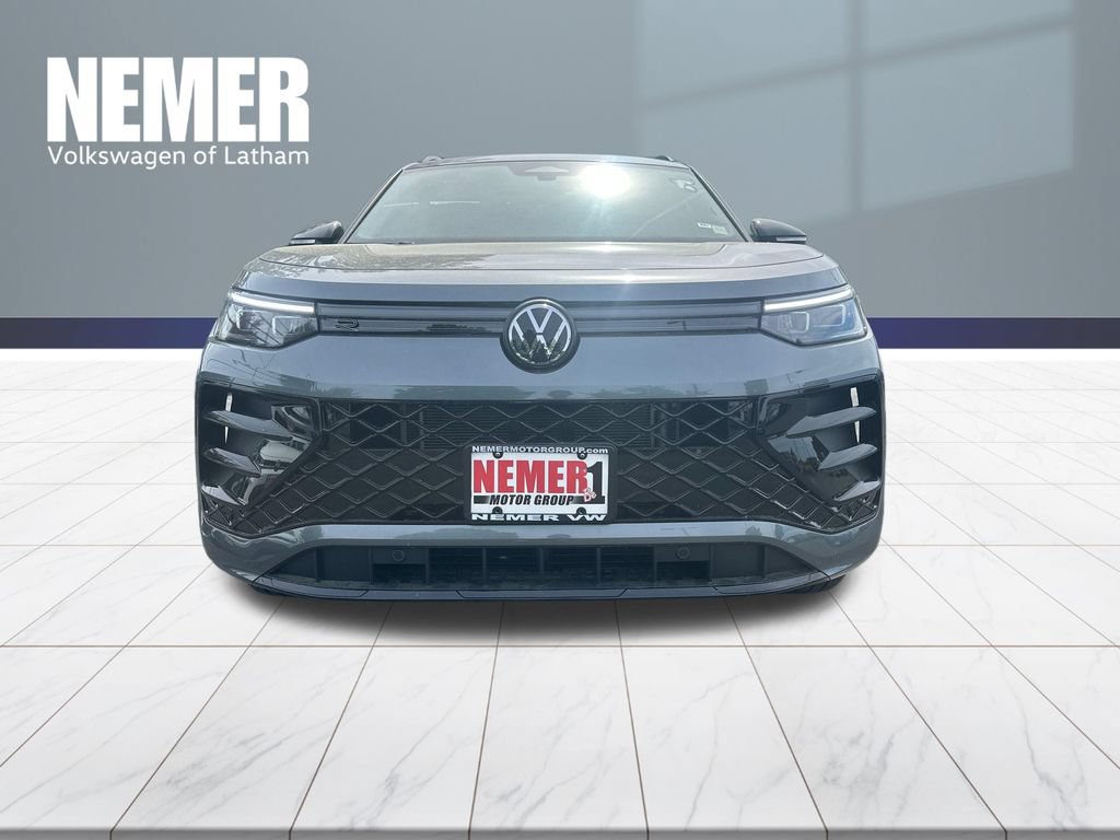New 2026 Volkswagen Tiguan SE R-Line AWD/4WD image 5