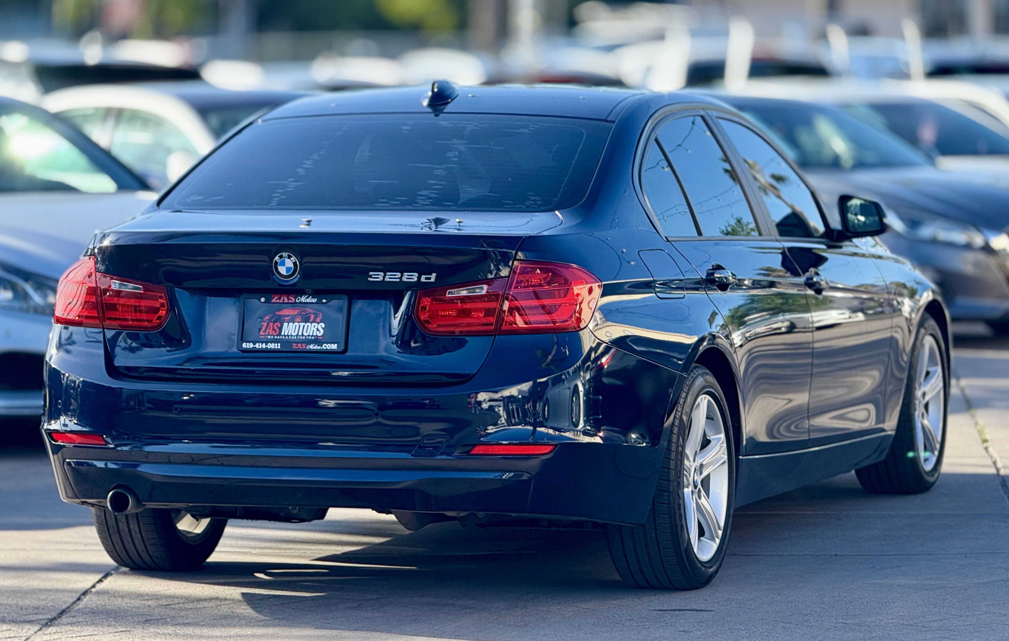 Used 2014 BMW 328d Sedan image 7
