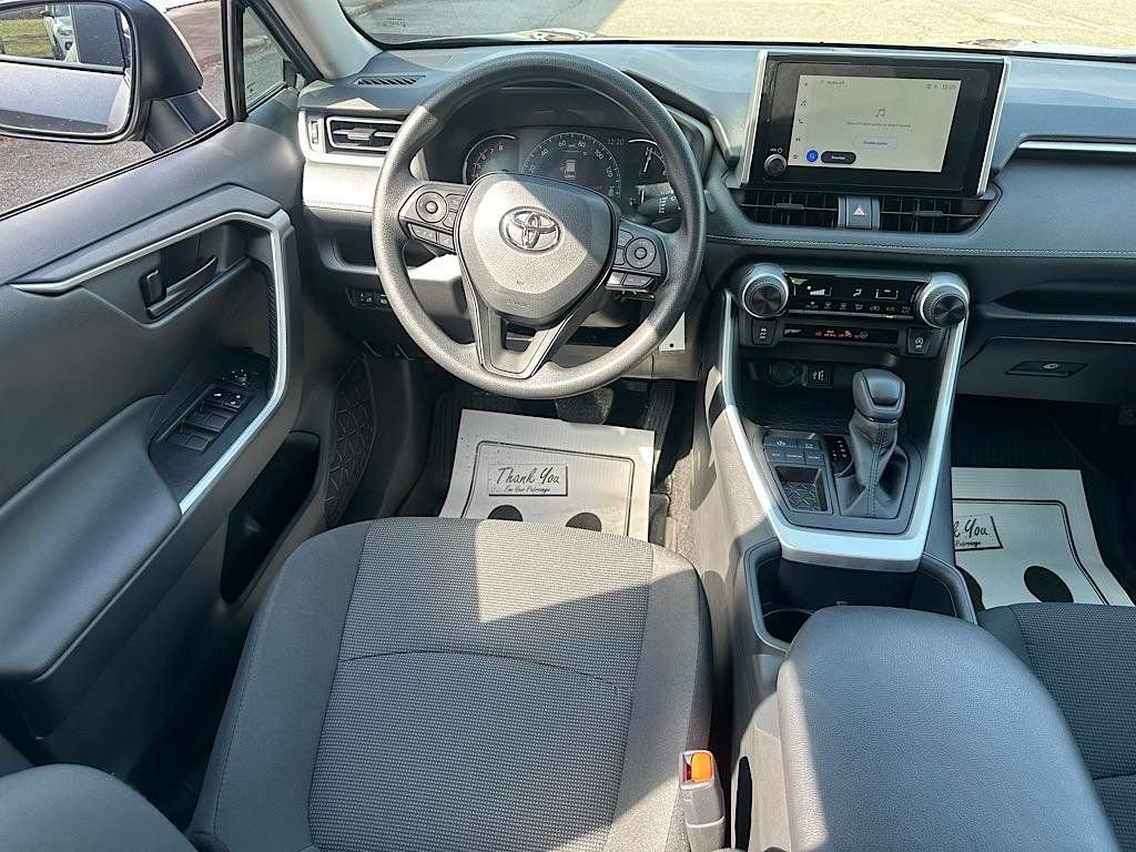 Certified 2025 Toyota RAV4 LE image 19