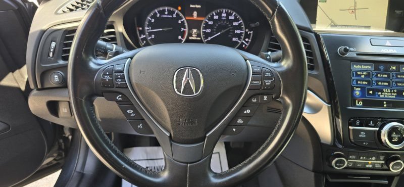 Used 2016 Acura ILX w/ Technology Plus Package FWD image 19