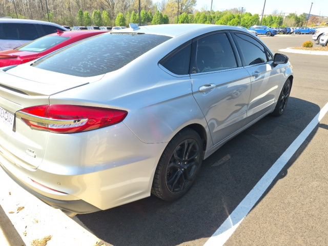 Used 2019 Ford Fusion SE w/ Equipment Group 151A image 4