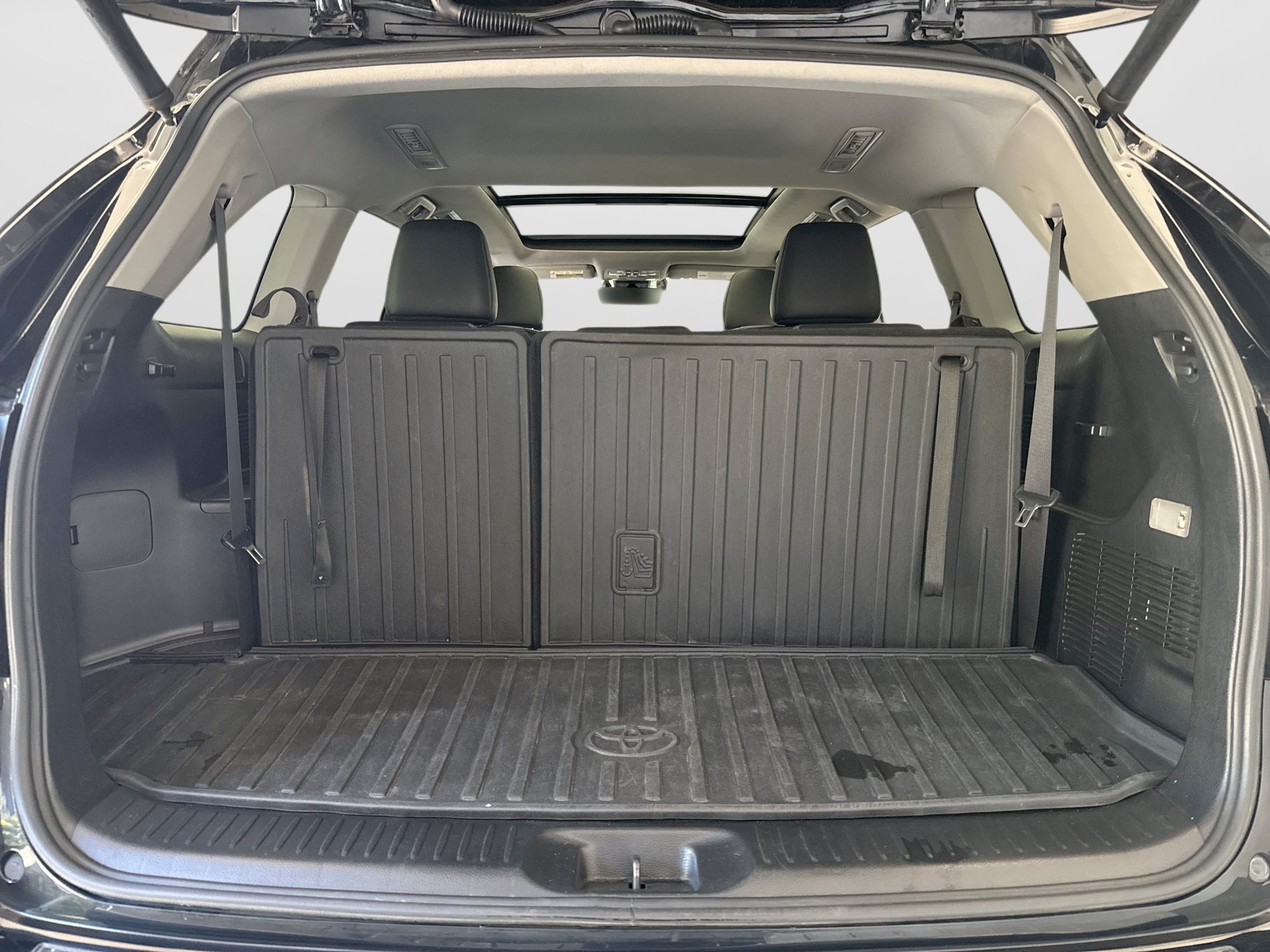 Used 2019 Toyota Highlander Limited Platinum AWD/4WD image 21