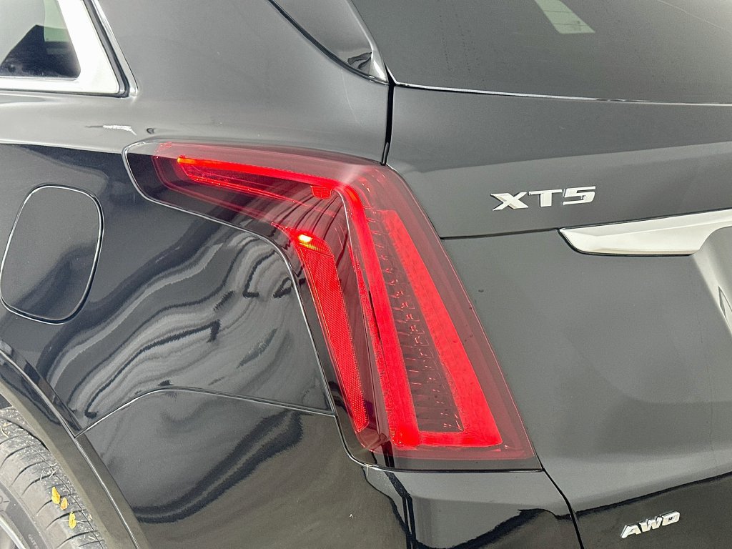 New 2026 Cadillac XT5 Premium Luxury w/ LPO, Floor Liner Package AWD/4WD image 42