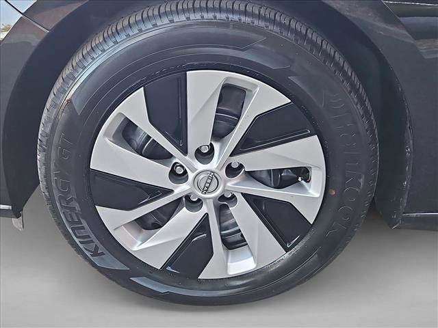 Used 2025 Nissan Altima 2.5 S image 24