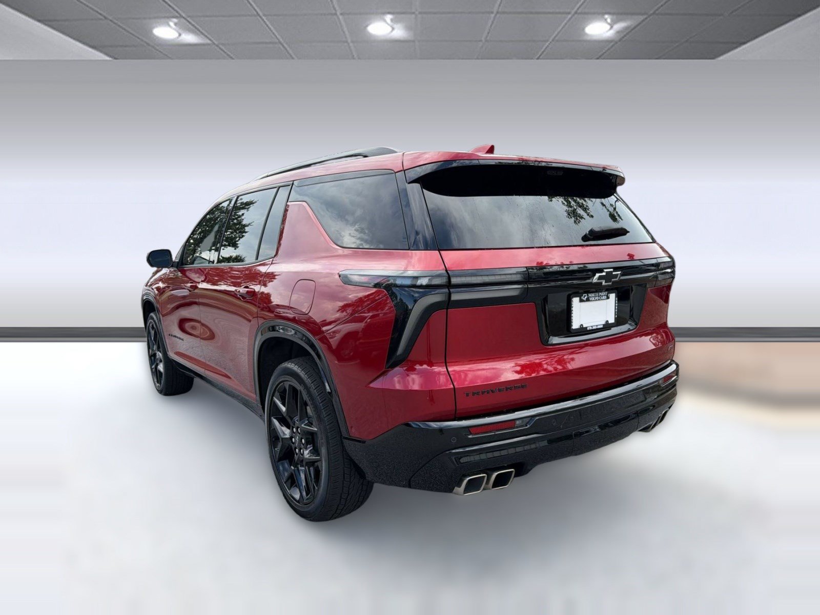 Used 2024 Chevrolet Traverse RS FWD image 3