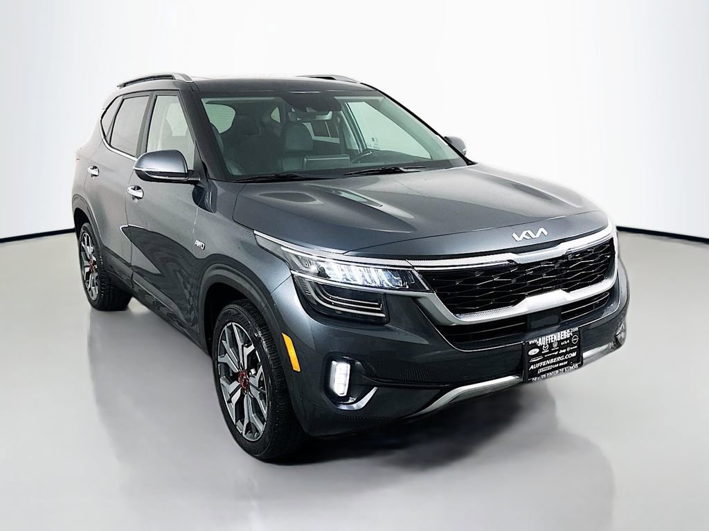 Used 2023 Kia Seltos SX w/ SX Sunroof Package AWD/4WD image 1