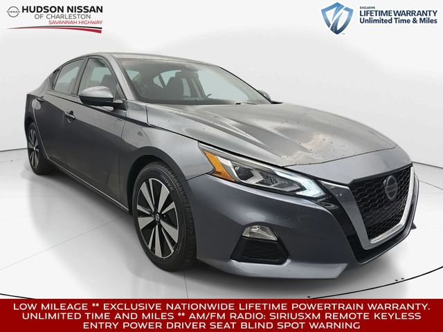 Used 2022 Nissan Altima 2.5 SV image 1