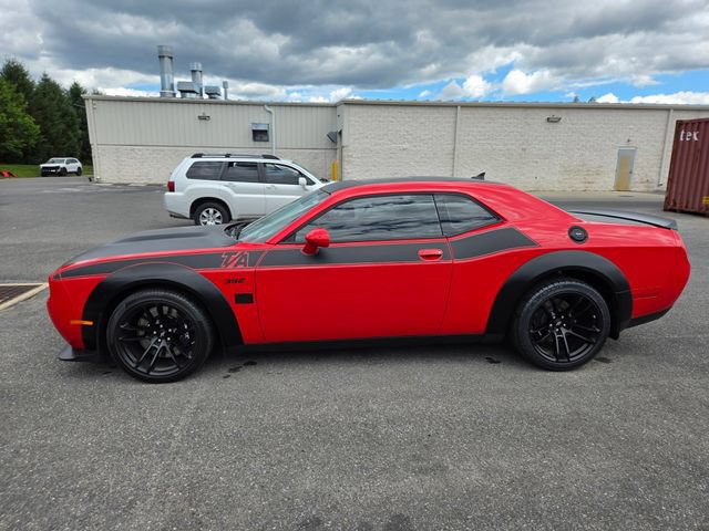 Used 2022 Dodge Challenger R/T Scat Pack RWD image 12