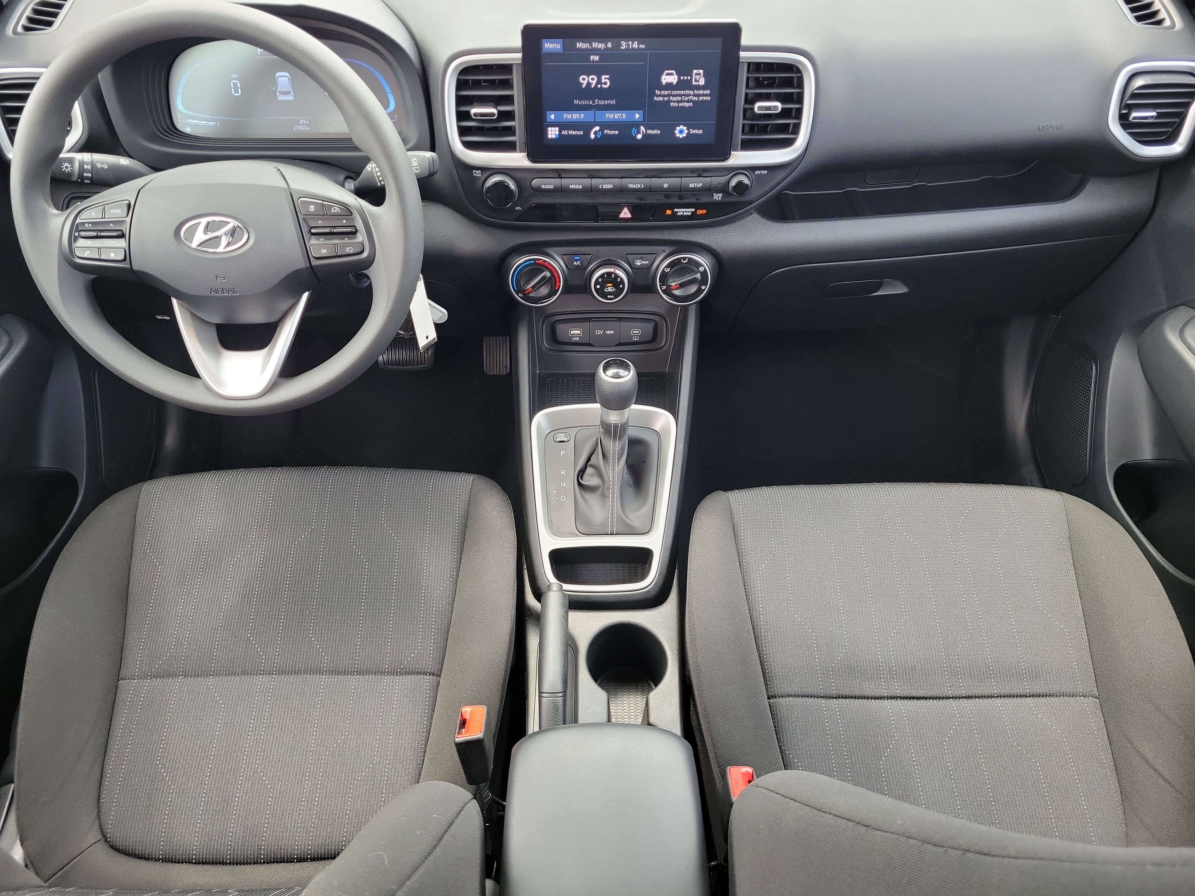 Used 2023 Hyundai Venue SE FWD image 17