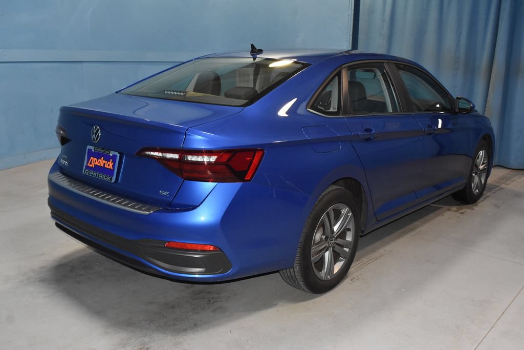 Used 2024 Volkswagen Jetta SE FWD image 25