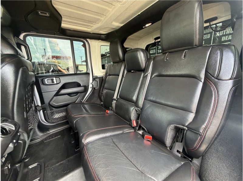 Used 2020 Jeep Wrangler Unlimited Rubicon AWD/4WD image 25