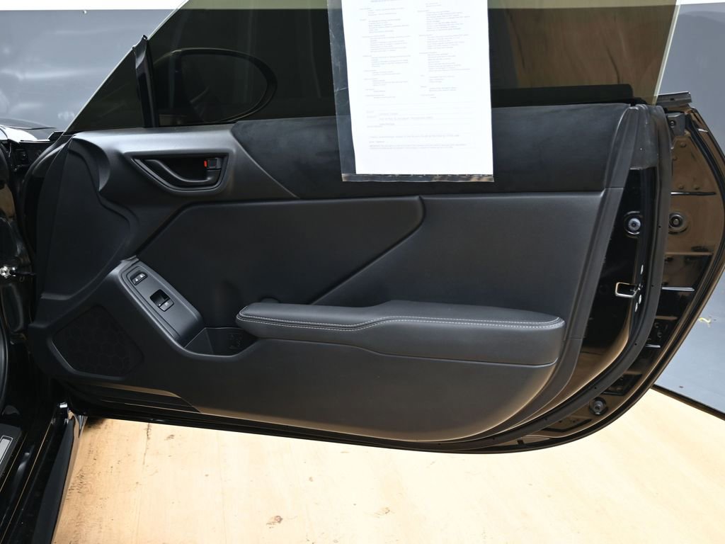 Used 2023 Toyota GR86 Premium image 36