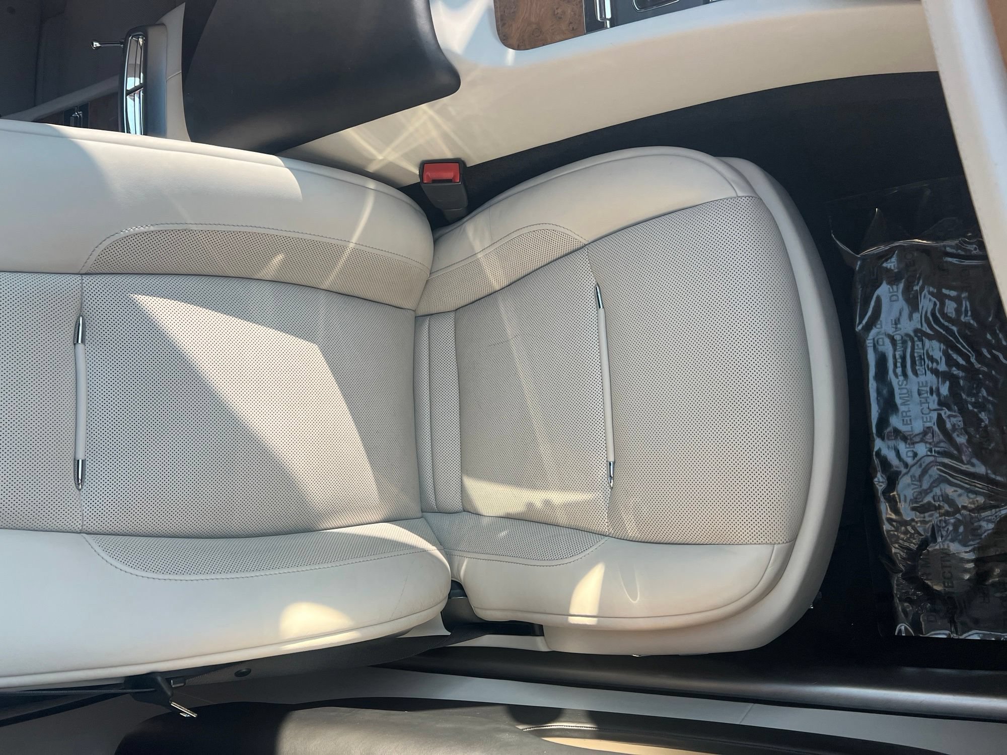 Used 2017 Rolls-Royce Wraith RWD image 8