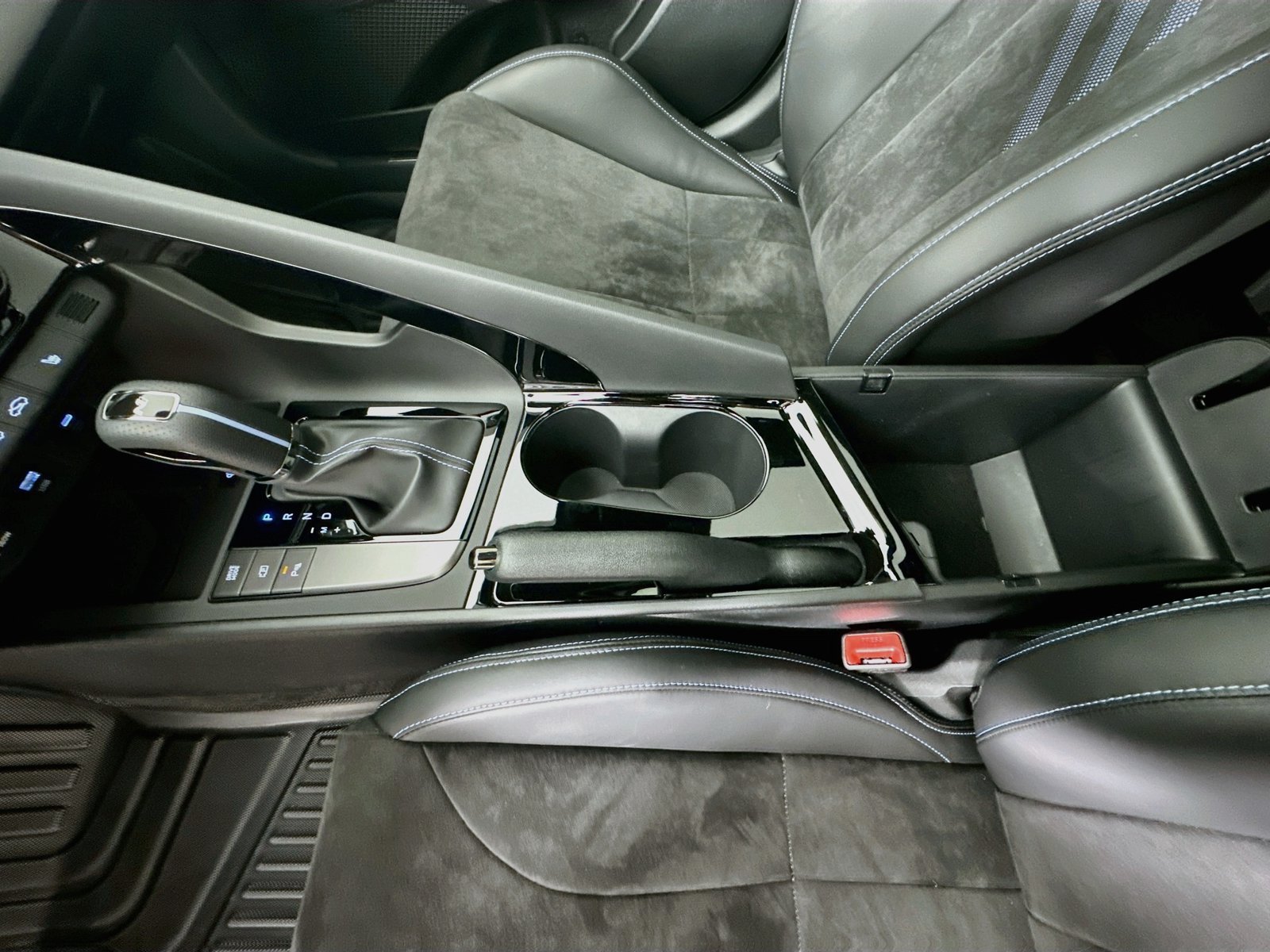 Used 2026 Hyundai Elantra N FWD image 49