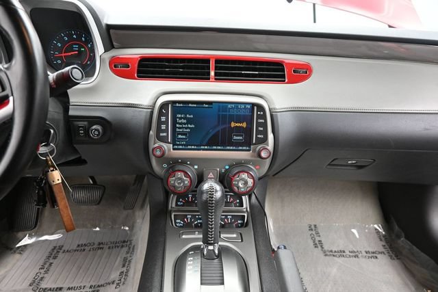 Used 2013 Chevrolet Camaro LT RWD image 15