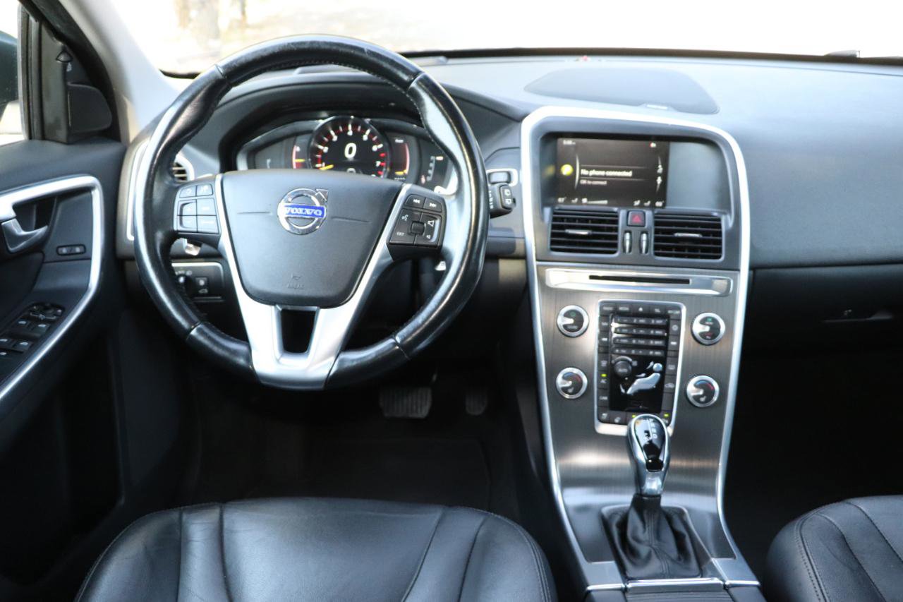 Used 2015 Volvo XC60 T6 Platinum AWD/4WD image 33