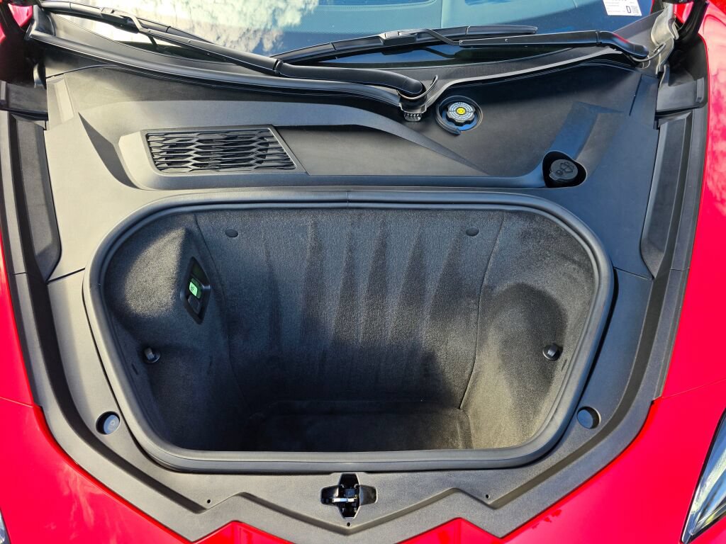 Used 2024 Chevrolet Corvette Z06 RWD image 9