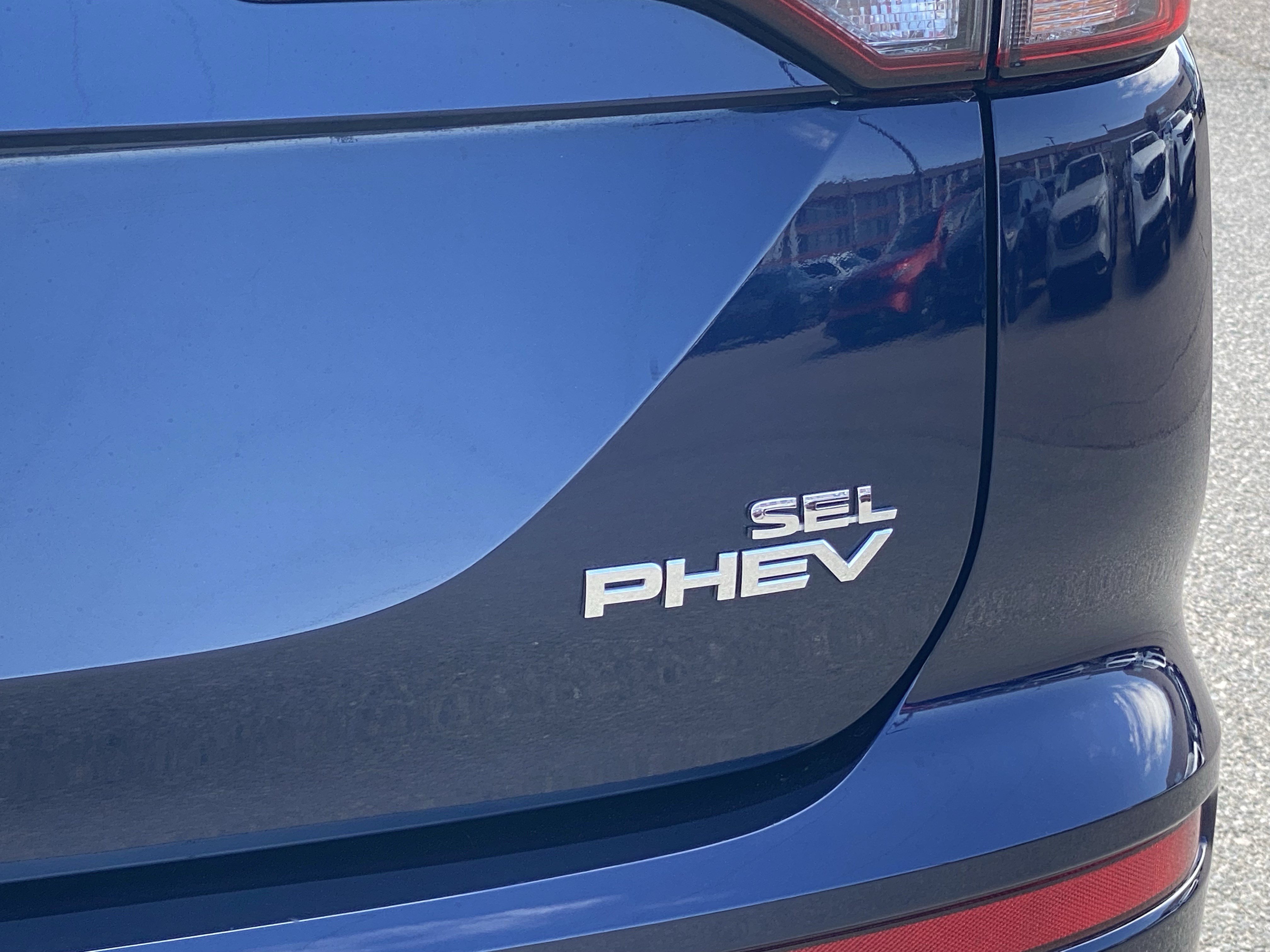 Used 2024 Mitsubishi Outlander SEL AWD/4WD image 27