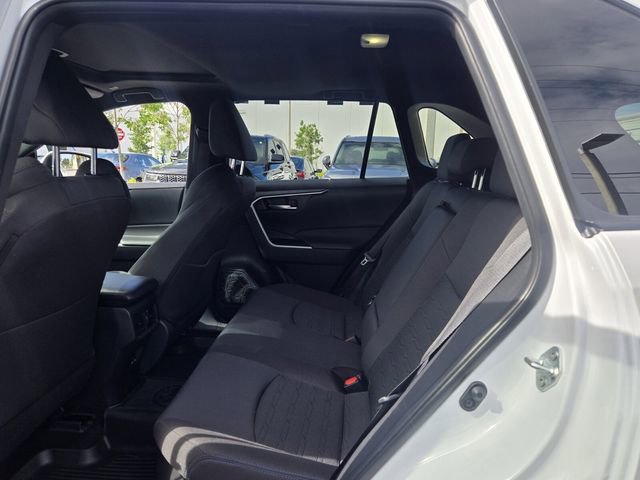 Used 2024 Toyota RAV4 SE w/ Convenience Package image 13