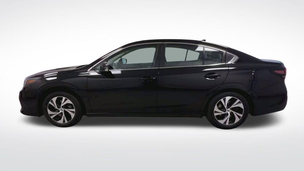 Used 2022 Subaru Legacy Premium image 5