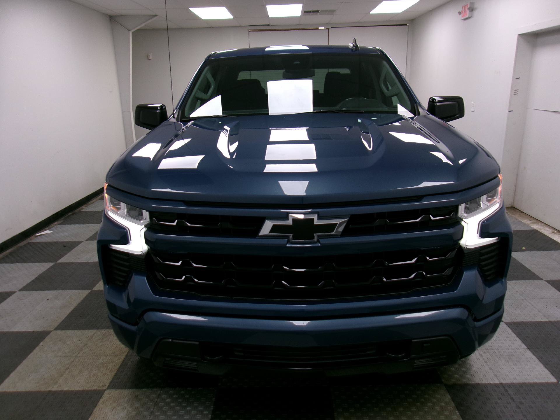 Used 2024 Chevrolet Silverado 1500 RST w/ Z71 Off-Road Package AWD/4WD image 13