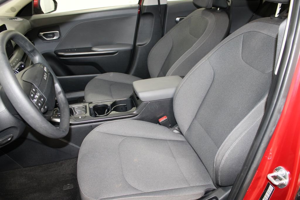 Used 2025 Kia K4 FWD image 14