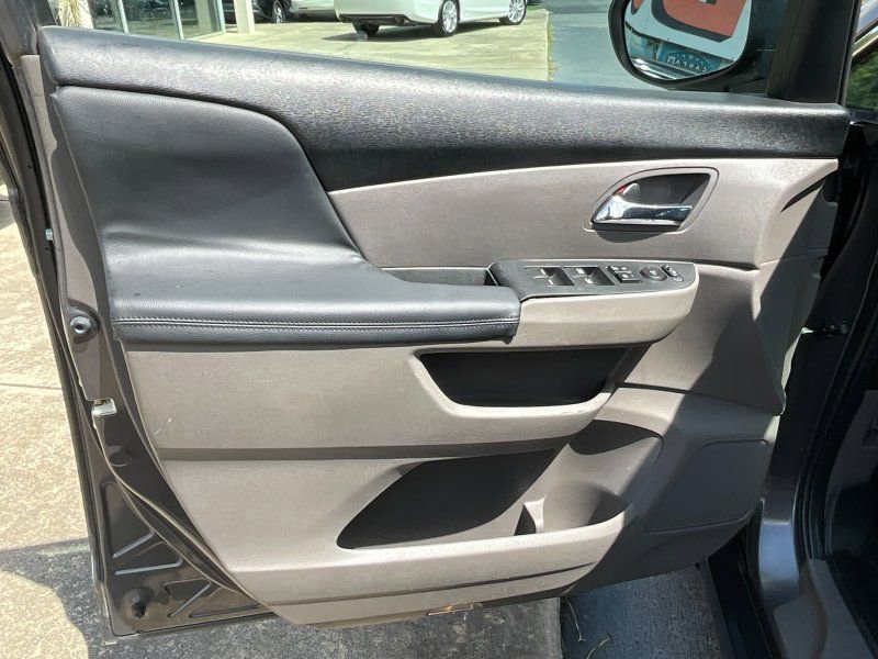 Used 2015 Honda Odyssey EX-L image 11