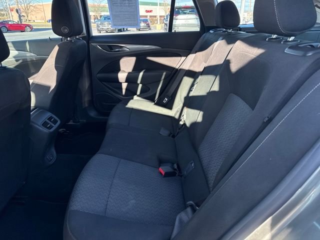 Used 2018 Buick Regal Preferred w/ Driver Confidence Package #1 image 23