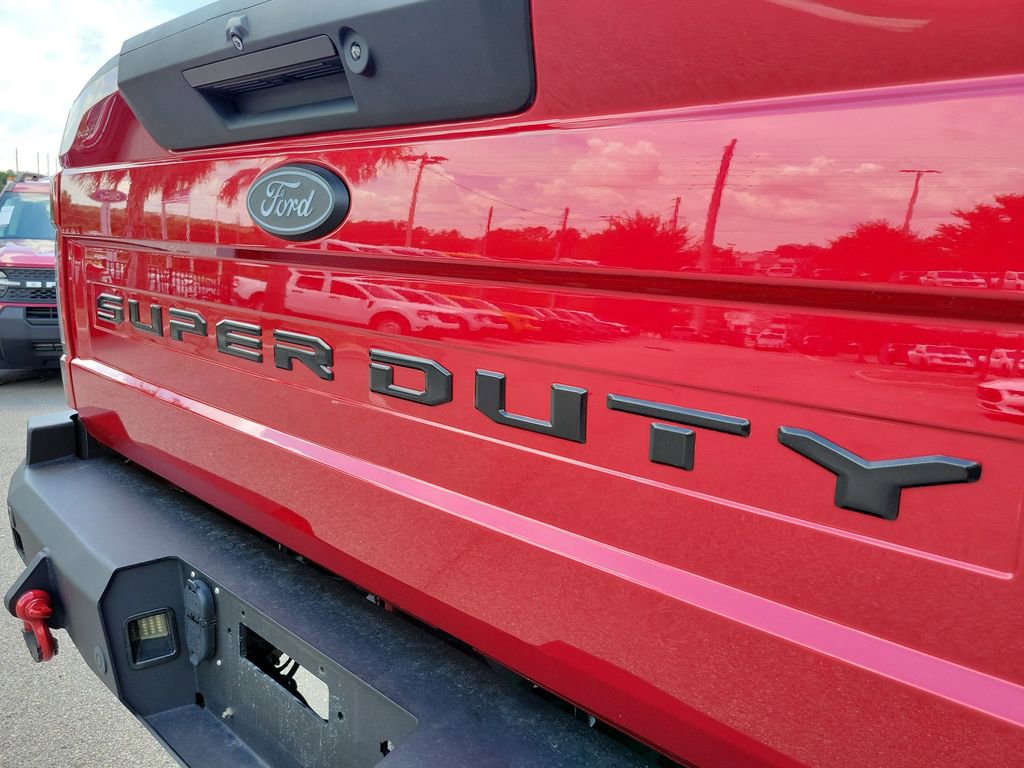 Used 2022 Ford F250 Lariat w/ Lariat Ultimate Package AWD/4WD image 8
