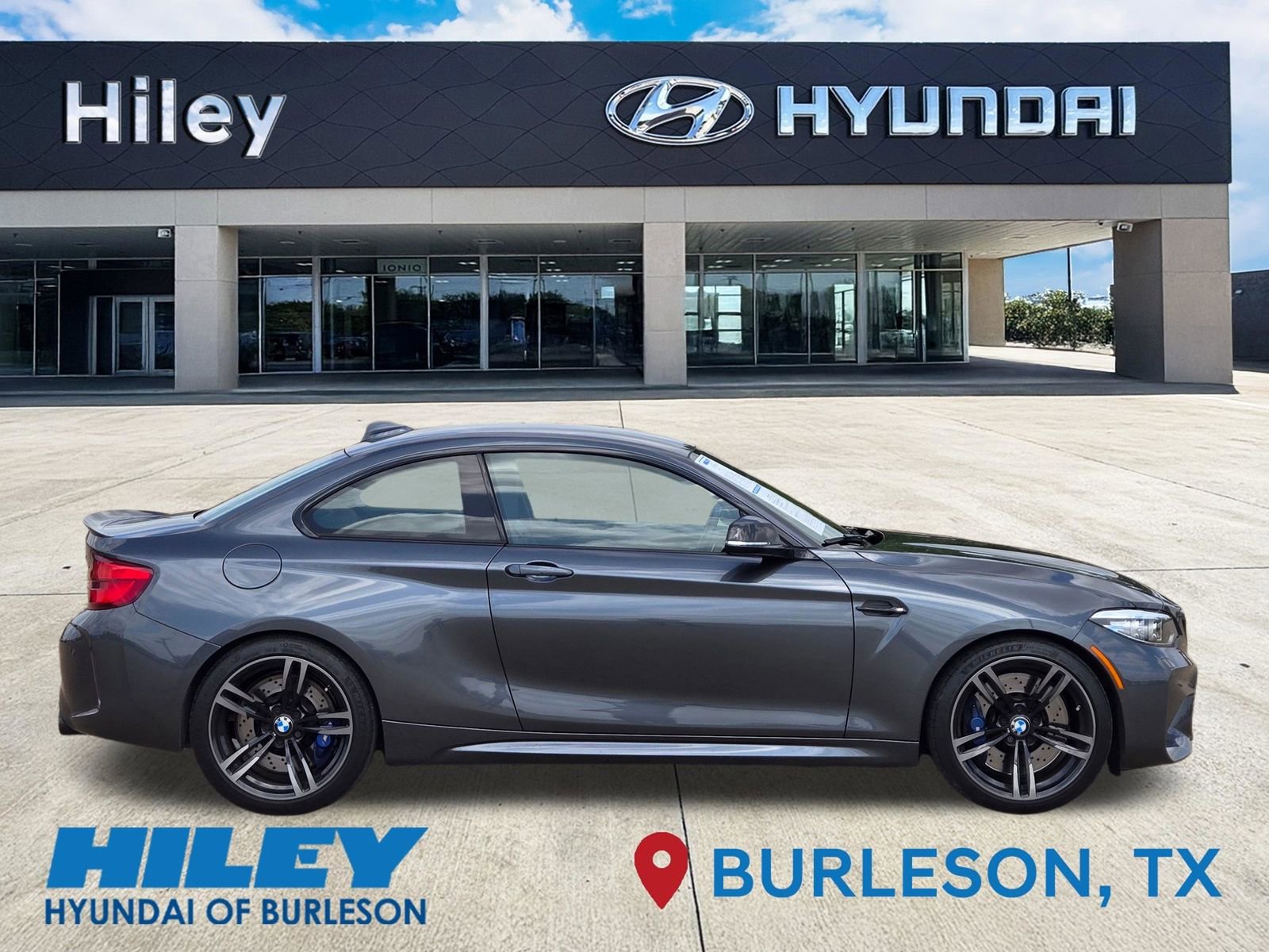 Used 2018 BMW M2 RWD image 3