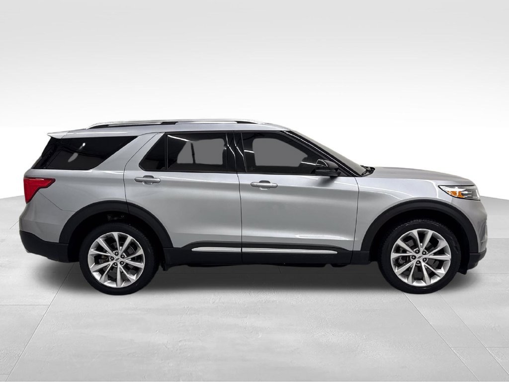 Used 2023 Ford Explorer Platinum w/ Technology Package AWD/4WD image 7