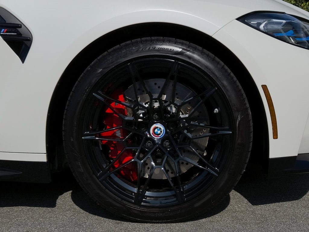 Used 2022 BMW M4 xDrive Competition w/ M Carbon Exterior Package image 9