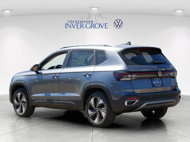 New 2026 Volkswagen Taos SE AWD/4WD image 3