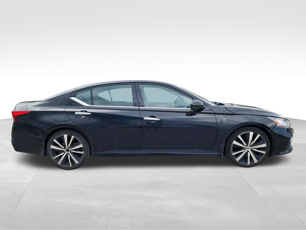 Used 2020 Nissan Altima 2.5 Platinum FWD image 9