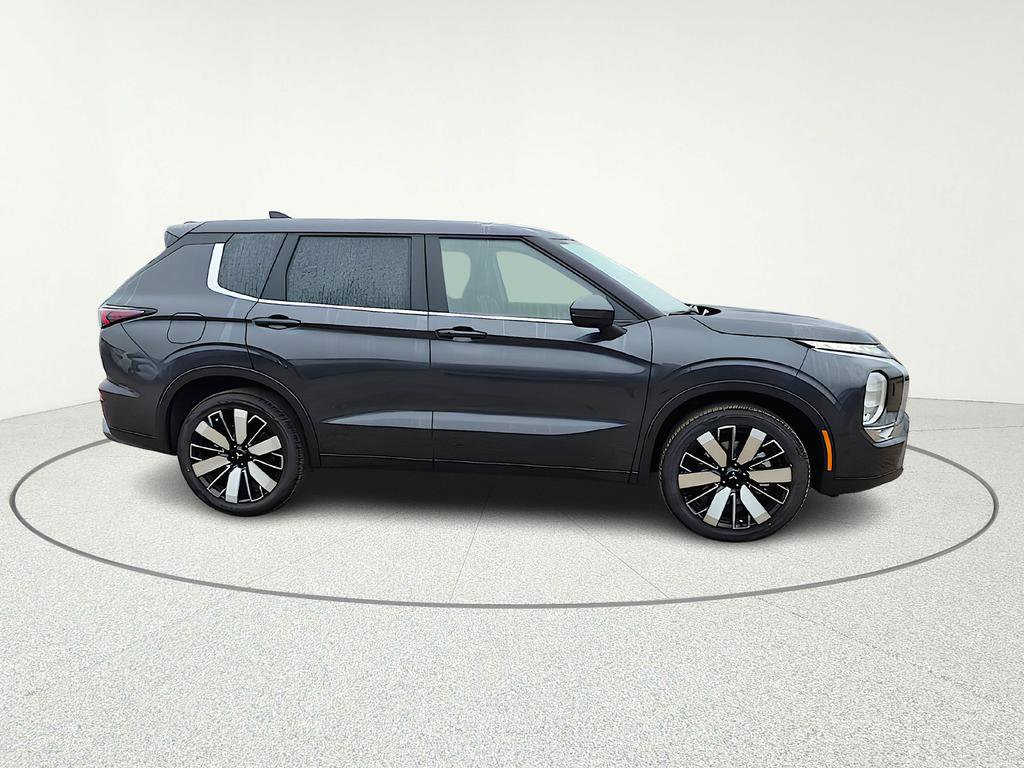 New 2026 Mitsubishi Outlander SE AWD/4WD image 8