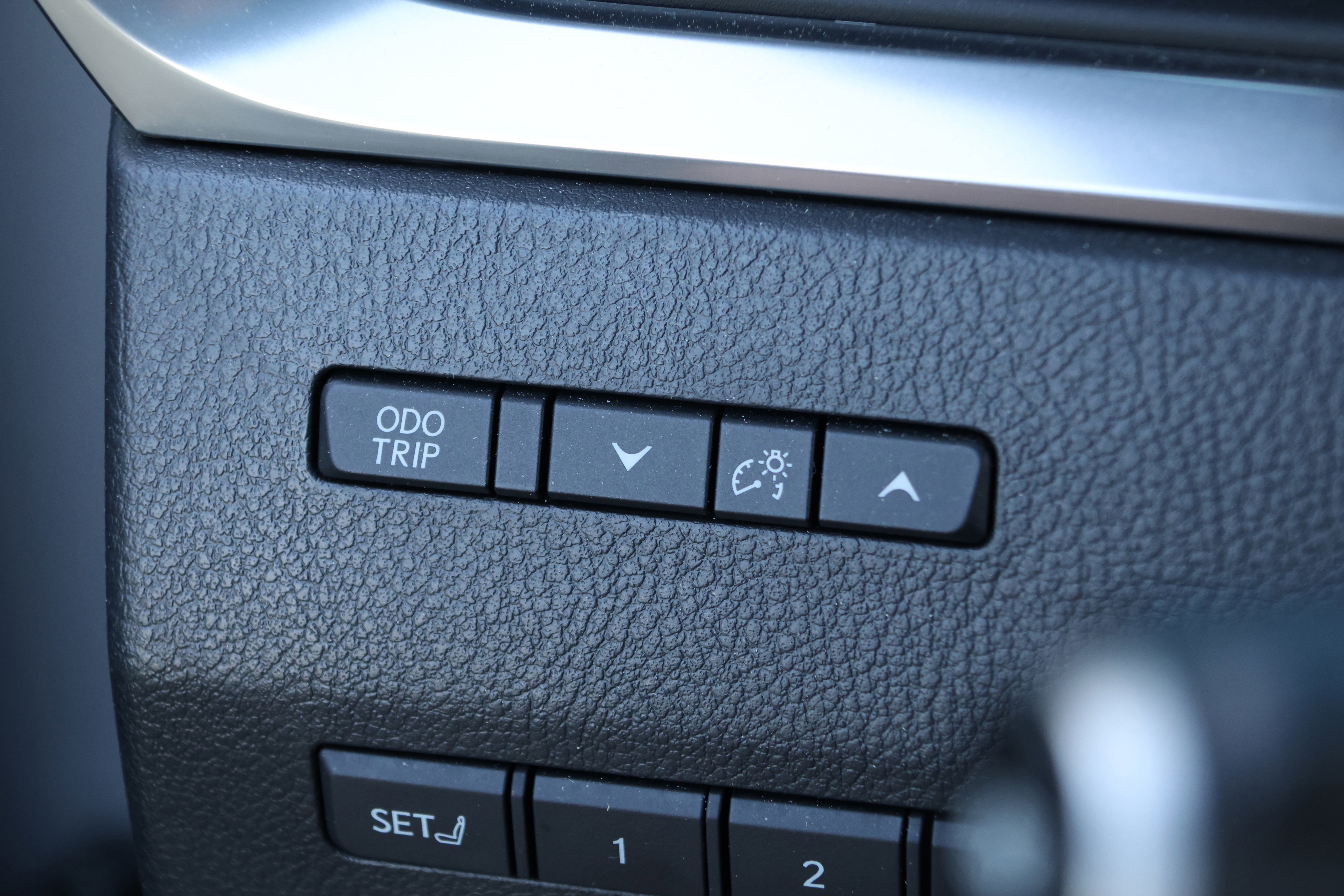Used 2024 Lexus GX 550 w/ Accessory Package (2T) AWD/4WD image 15