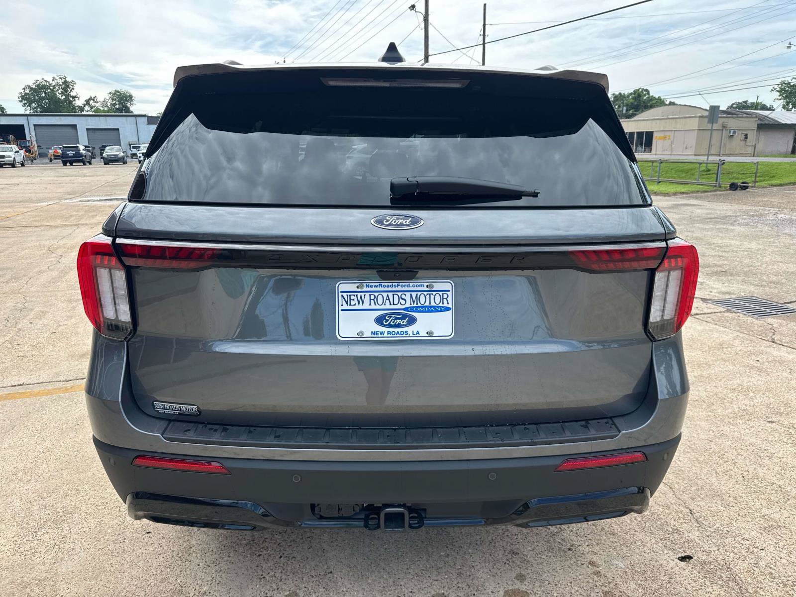 New 2026 Ford Explorer ST-Line w/ Premium Package RWD image 5
