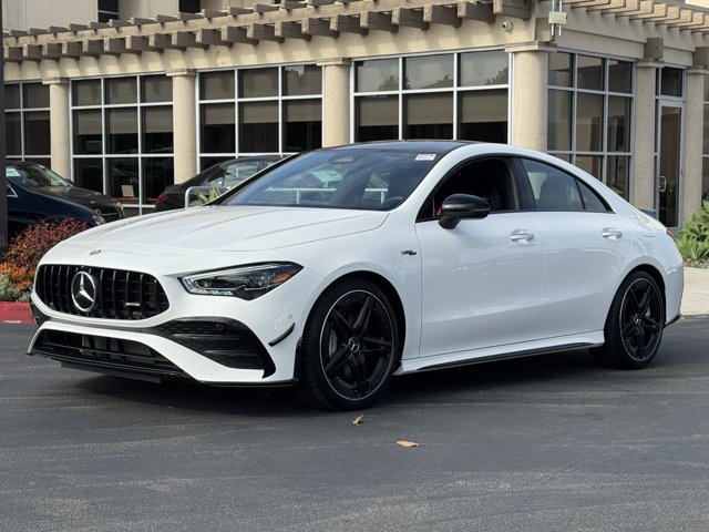 Used 2025 Mercedes-Benz CLA 35 AMG 4MATIC image 4