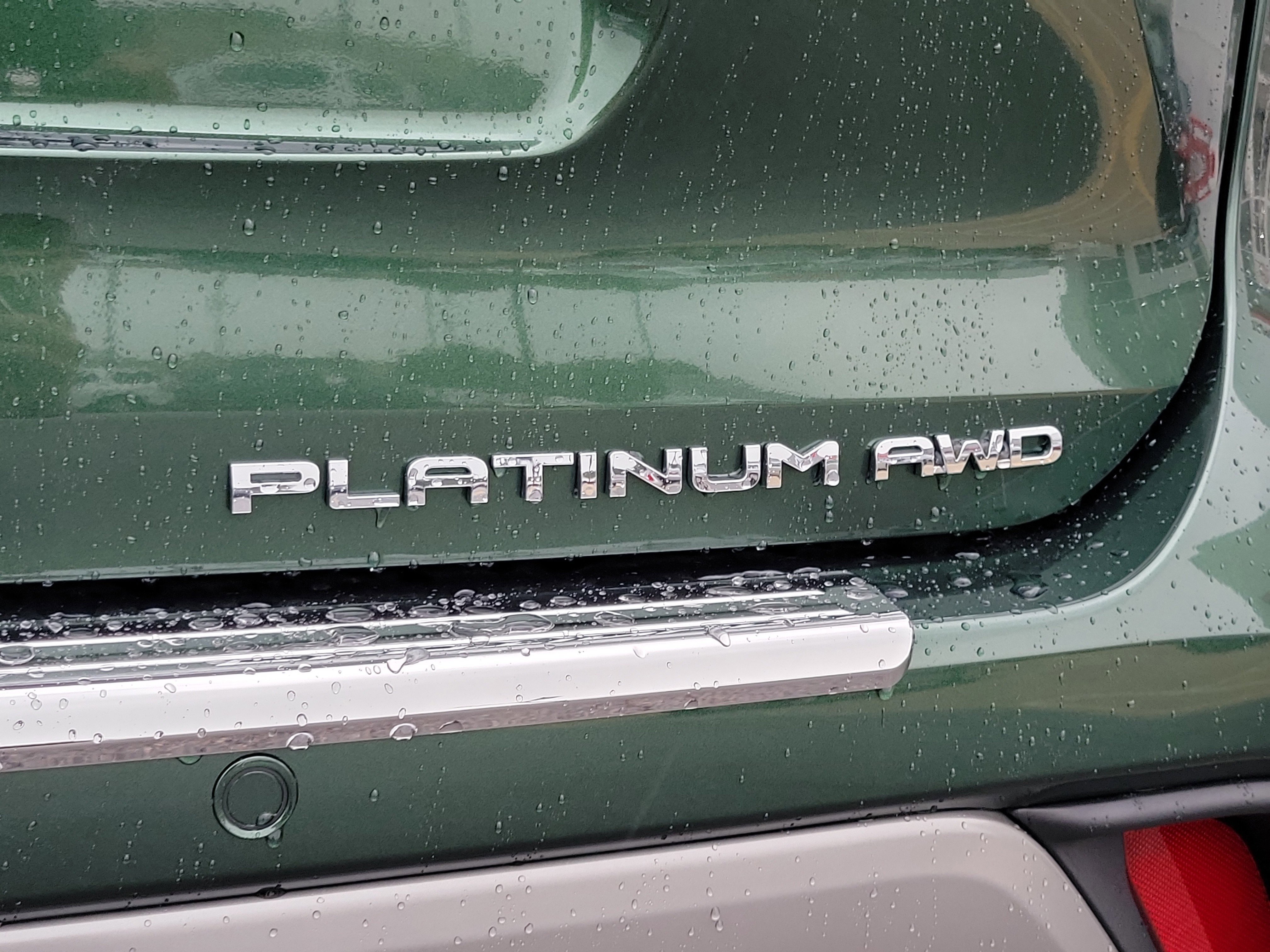 New 2025 Toyota Highlander Platinum image 7