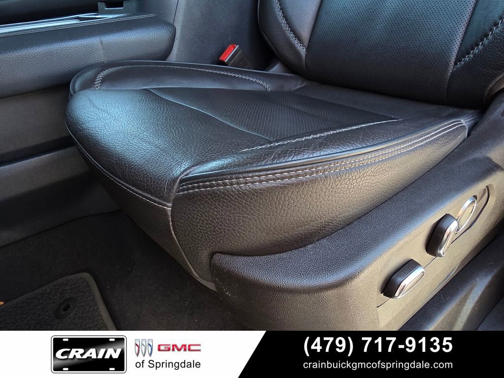 Used 2021 GMC Yukon Denali w/ Denali Premium Package AWD/4WD image 22