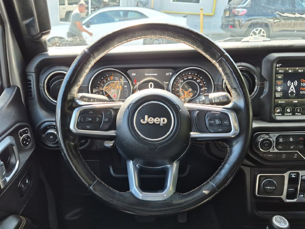 Certified 2020 Jeep Wrangler Unlimited Sahara AWD/4WD image 11