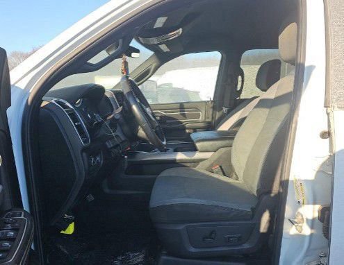 Used 2024 RAM 2500 Big Horn w/ Off Road Package image 2