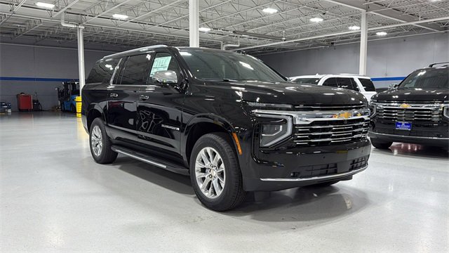 New 2026 Chevrolet Suburban Premier w/ Sun And Tow Package video 2