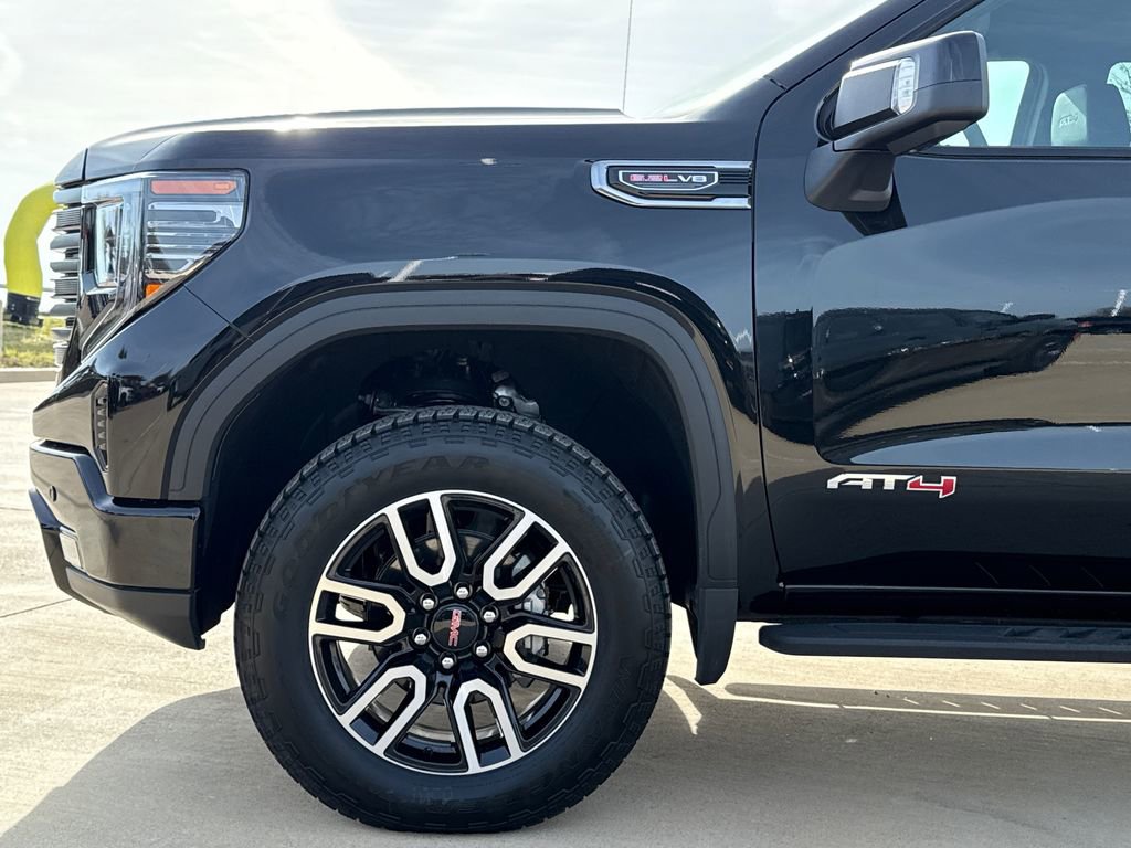 Used 2026 GMC Sierra 1500 AT4 w/ AT4 Premium Package image 5