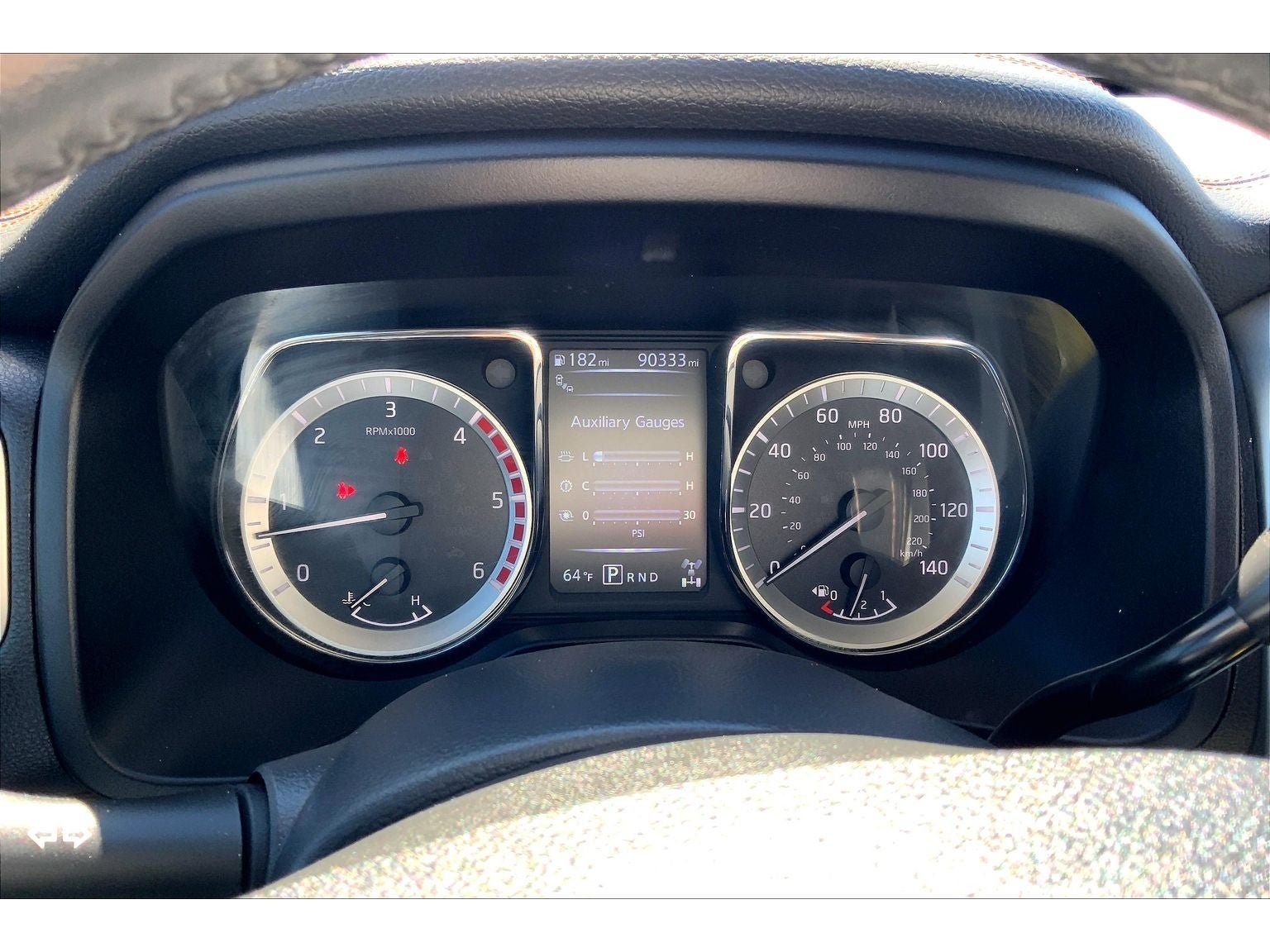 Used 2016 Nissan Titan SL AWD/4WD image 22