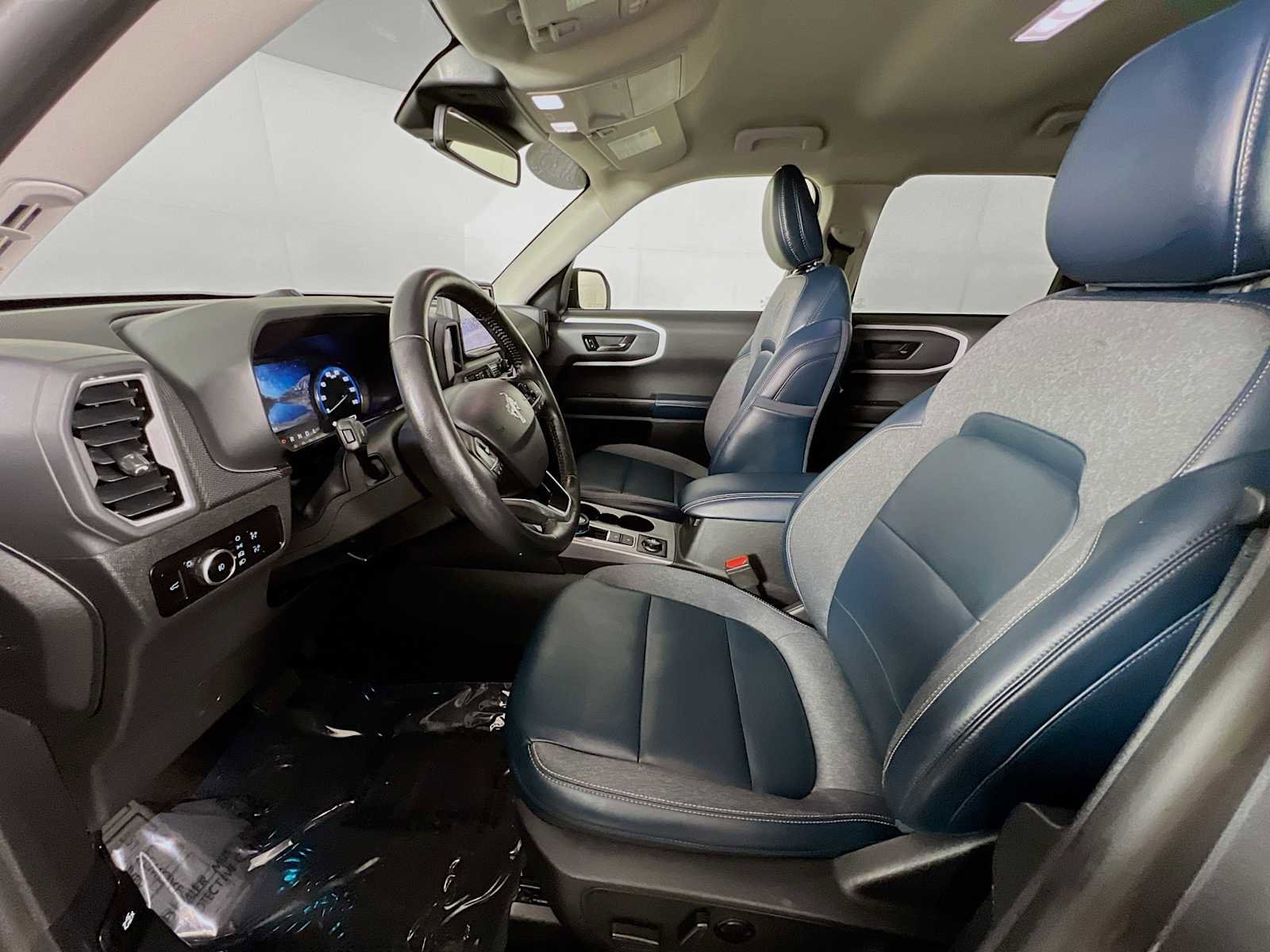 Used 2023 Ford Bronco Sport Outer Banks w/ Tech Package image 20