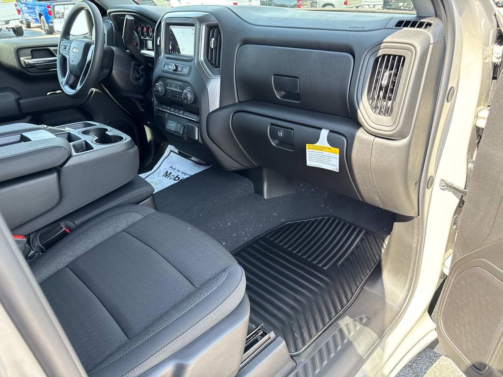 New 2026 Chevrolet Silverado 1500 Custom image 25