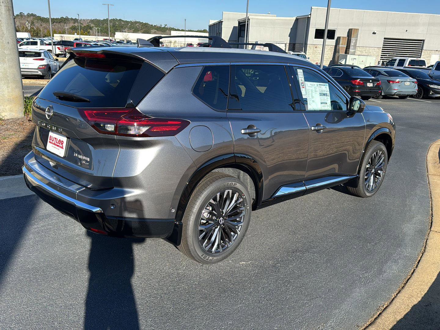 New 2026 Nissan Rogue Platinum w/ Platinum Premium Package image 5